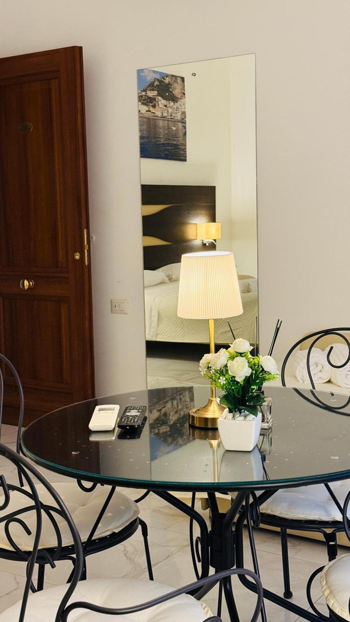 La Maison Rose Maiori Extérieur photo